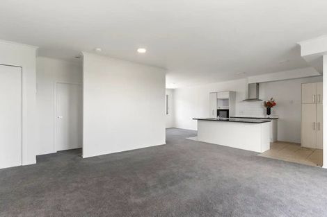 Photo of property in 9/130 Stancombe Road, Flat Bush, Auckland, 2016