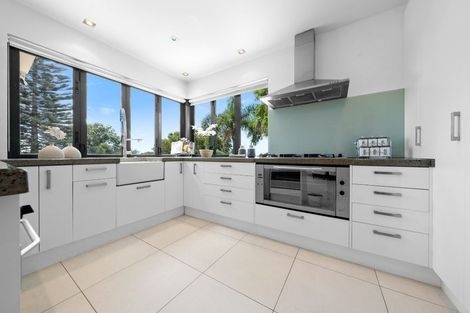 Photo of property in 39 Granger Road, Cockle Bay, Auckland, 2014