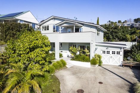 Photo of property in 11 Tui Vale Road, Shelly Park, Auckland, 2014