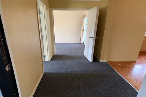 Photo of property in 20 Sherrybrooke Place, Sunnyvale, Auckland, 0612