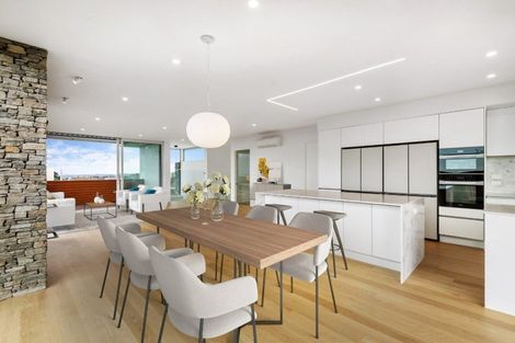 Photo of property in 451 East Coast Road, Murrays Bay, Auckland, 0630