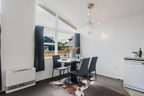 Photo of property in 16 Pickering Crescent, Chedworth, Hamilton, 3210