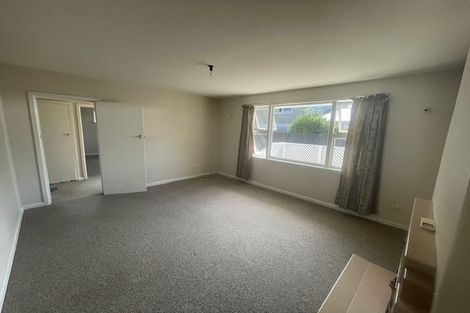 Photo of property in 2/227 Memorial Avenue, Burnside, Christchurch, 8053