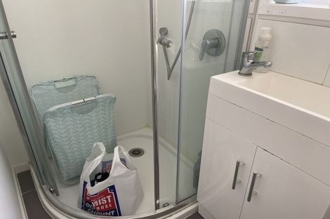 Photo of property in 14 Erica Road, Sunnynook, Auckland, 0620