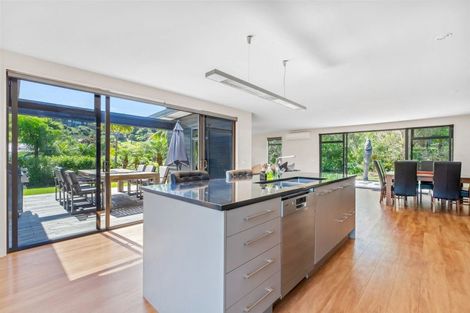 Photo of property in 1 Coral Place, Matapouri, Whangarei, 0173