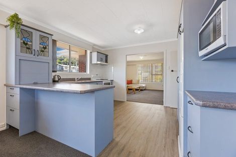 Photo of property in 16 Annandale Street, Lynmouth, New Plymouth, 4310