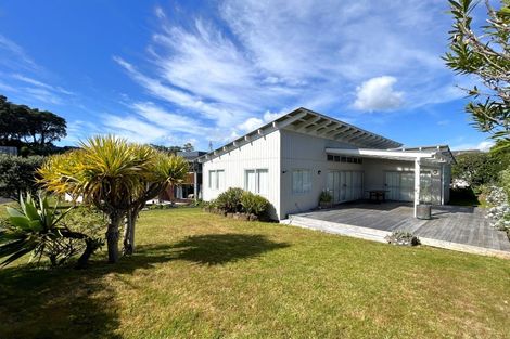 Photo of property in 43a Fishermans Bend, Whiritoa, Whangamata, 3691