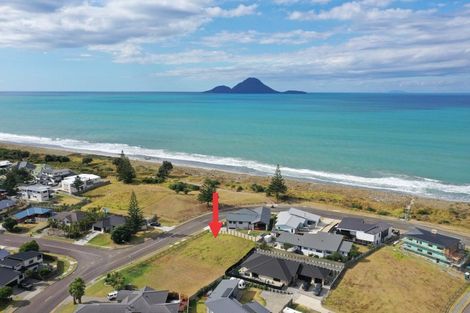 Photo of property in 2 Pacific Parade, Coastlands, Whakatane, 3120