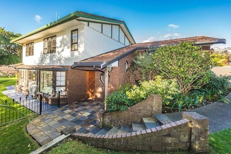 Photo of property in 1 Acton Place, Saint Johns Hill, Whanganui, 4500