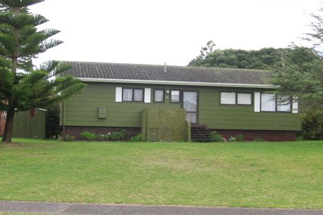 Photo of property in 6 Wilton Smith Avenue, Pauanui, Hikuai, 3579
