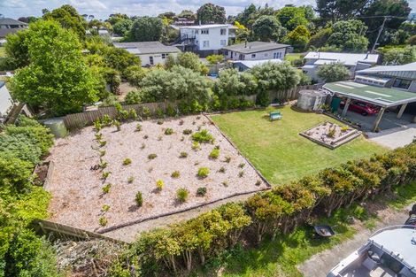 Photo of property in 11 James Mcleod Road, Shelly Beach, Helensville, 0874