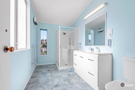 Photo of property in 65 Normandale Road, Normandale, Lower Hutt, 5010