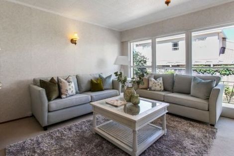 Photo of property in 5/8 Tawera Road, Greenlane, Auckland, 1051