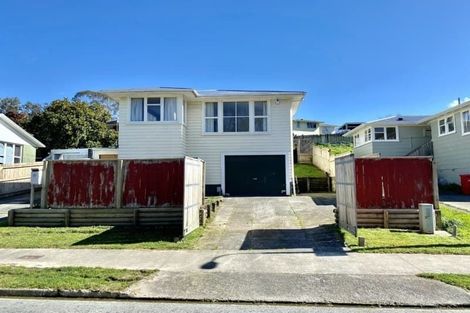 Photo of property in 19 Speargrass Grove, Timberlea, Upper Hutt, 5018