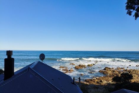 Photo of property in 156 The Esplanade, Houghton Bay, Wellington, 6023