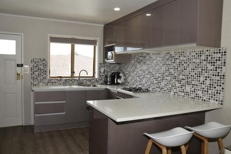 Photo of property in 2/19 Wyllie Road, Papatoetoe, Auckland, 2025