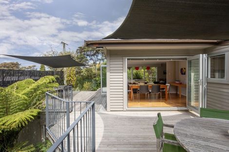 Photo of property in 100b Greenslade Road, Raglan, 3295