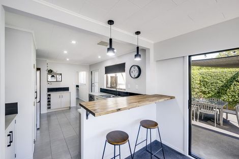 Photo of property in 4 Laurent Place, Greenmeadows, Napier, 4112