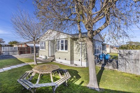 Photo of property in 53 Lyndhurst Crescent, Aranui, Christchurch, 8061