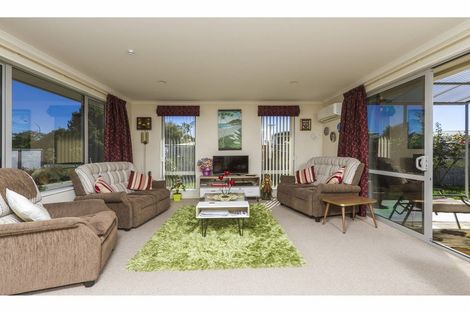 Photo of property in 1 Holly Way, Tahunanui, Nelson, 7011