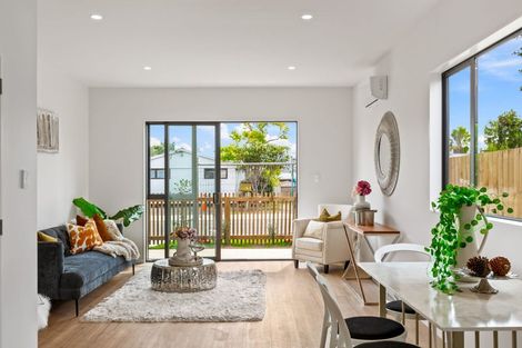 Photo of property in 20a Fairdene Avenue, Henderson, Auckland, 0610