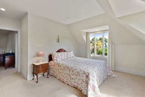 Photo of property in 12 Makora Street, Fendalton, Christchurch, 8041