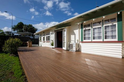 Photo of property in 1 Kent Road, Regent, Whangarei, 0112