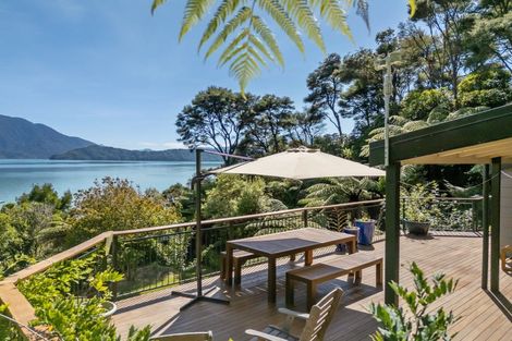 Photo of property in 28 Moetapu Bay Road, Moetapu Bay, Picton, 7282