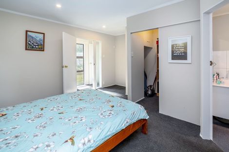 Photo of property in 814 Mikimiki Road, Mikimiki, Masterton, 5881