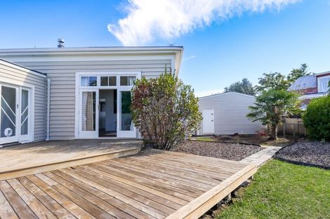 Photo of property in 9 Perrin Place, Kelvin Grove, Palmerston North, 4414