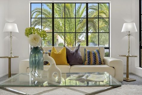 Photo of property in 13 Malahide Drive, Flat Bush, Auckland, 2019