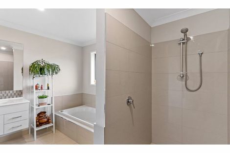 Photo of property in 16 Jack Boyd Drive, Mangawhai Heads, Mangawhai, 0573