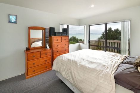 Photo of property in 26 Siesta Terrace, Gulf Harbour, Whangaparaoa, 0930