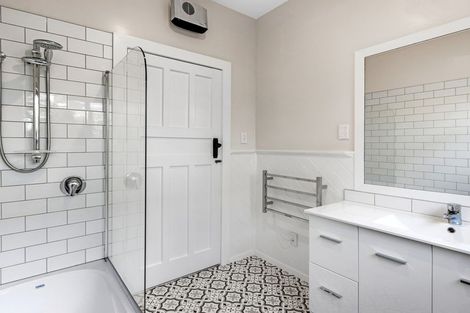 Photo of property in 129 Edinburgh Street, Spreydon, Christchurch, 8024