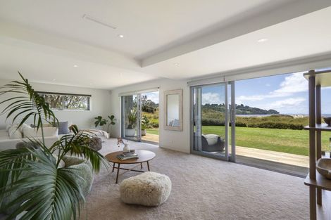 Photo of property in 38 Rita Way, Omaha, 0986