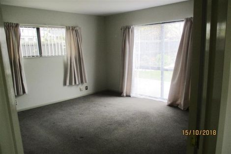 Photo of property in 28 Broadhaven Avenue, Parklands, Christchurch, 8083