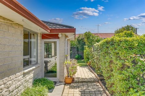 Photo of property in 2/59 Gardiners Road, Bishopdale, Christchurch, 8051