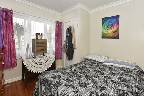 Photo of property in 29 Halsey Road, Manurewa, Auckland, 2102