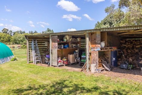 Photo of property in 501 Waihakeke Road, Taumata Island, Carterton, 5792