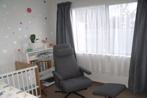 Photo of property in Hawkes Bay Furniture Co, 7 Martin Dale, Raureka, Hastings, 4120