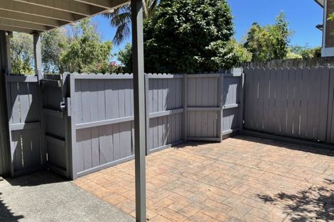 Photo of property in 337 East Coast Road, Mairangi Bay, Auckland, 0630