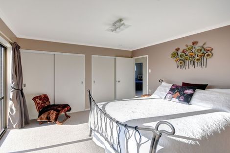 Photo of property in 35 Huntly Road, Outram, 9073