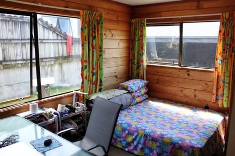 Photo of property in 4 Koe Street, Moana, 7872