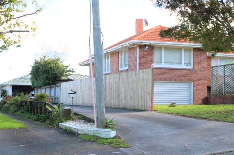 Photo of property in 2/23 Waterloo Street, Howick, Auckland, 2014