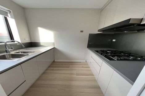 Photo of property in 55c Potter Avenue, Northcote, Auckland, 0627