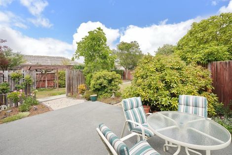 Photo of property in 10 Cheam Street, Dallington, Christchurch, 8061