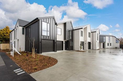 Photo of property in 2/133 Blighs Road, Strowan, Christchurch, 8052