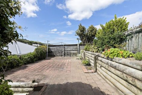 Photo of property in 5 Burwah Street, Berhampore, Wellington, 6023