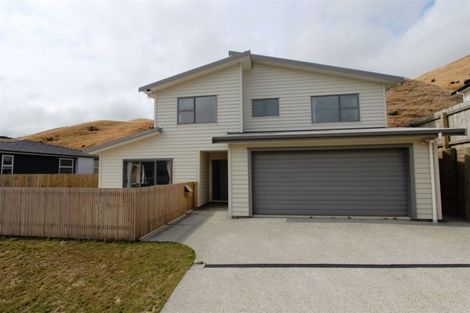 Photo of property in 5 Prestwich Rise, Churton Park, Wellington, 6037