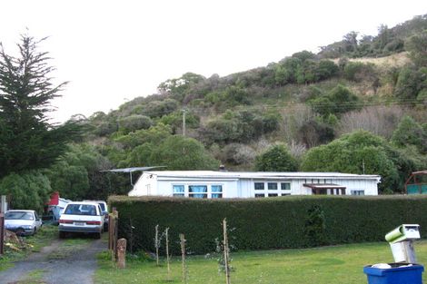 Photo of property in 2 Driver Street, Long Beach, Port Chalmers, 9081
